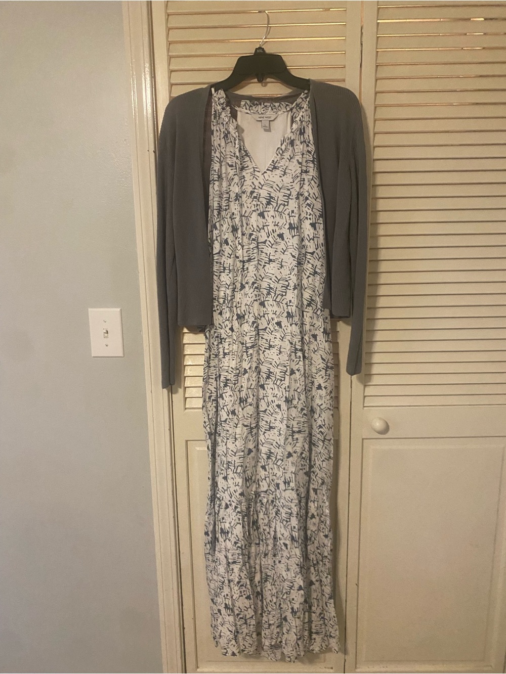 Nine West Navy & White Printed Maxi Dress with Gray Cardigan large